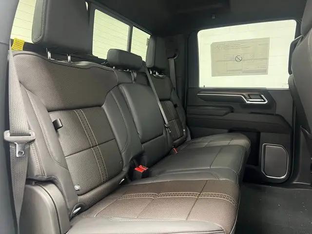 2026 Chevrolet Silverado 2500HD Crew Cab, Standard Bed, High Country, 4WD