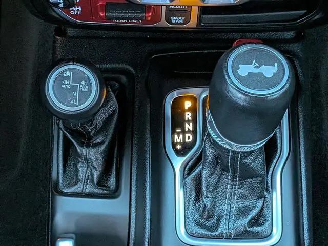 2024 Jeep Wrangler 4-Door Recon 4x4