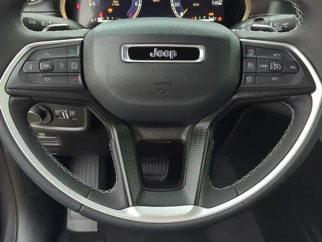 2024 Jeep Grand Cherokee Laredo X 4x4