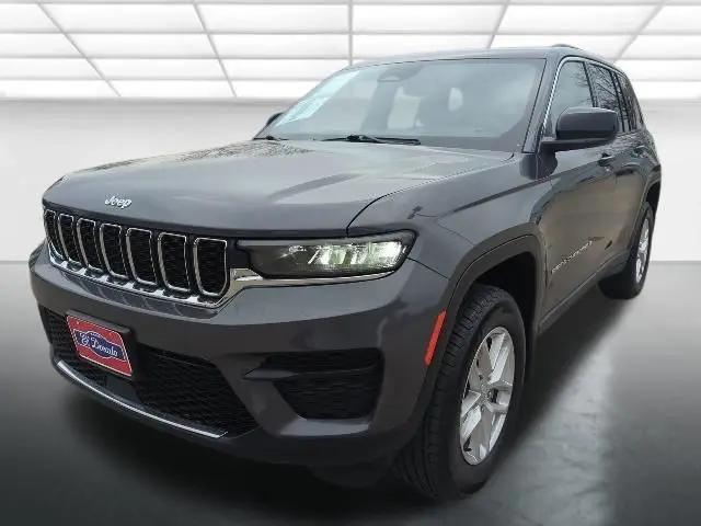 2024 Jeep Grand Cherokee Laredo X 4x4