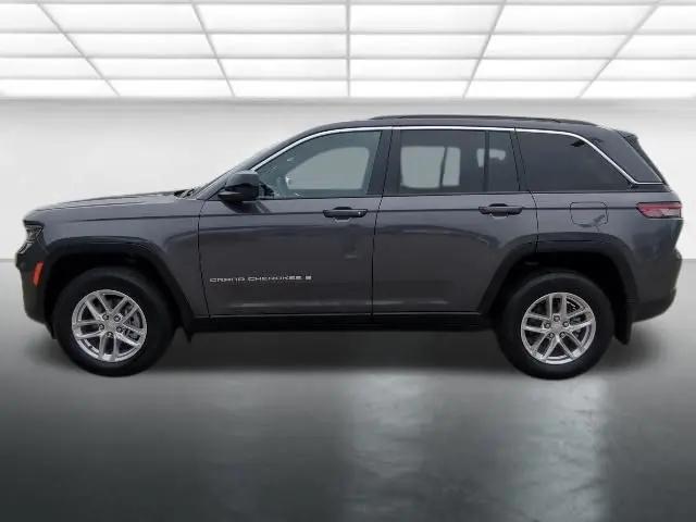 2024 Jeep Grand Cherokee Laredo X 4x4