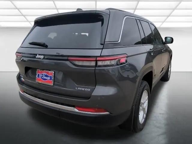 2024 Jeep Grand Cherokee Laredo X 4x4