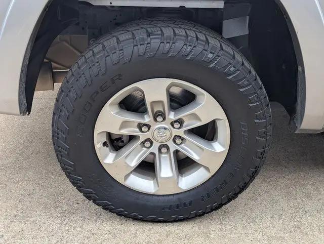 2022 Ram 1500 Laramie Crew Cab 4x4 5'7" Box