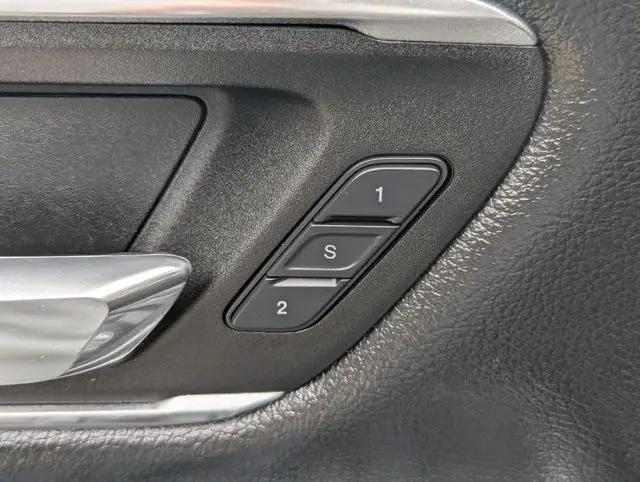 2022 Ram 1500 Laramie Crew Cab 4x4 5'7" Box