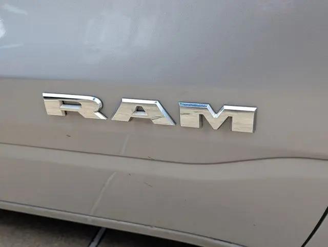 2022 Ram 1500 Laramie Crew Cab 4x4 5'7" Box