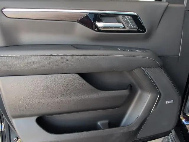 2026 Chevrolet Tahoe 4WD Premier