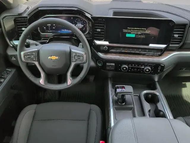 2026 Chevrolet Silverado 1500 4WD Crew Cab Standard Bed LT