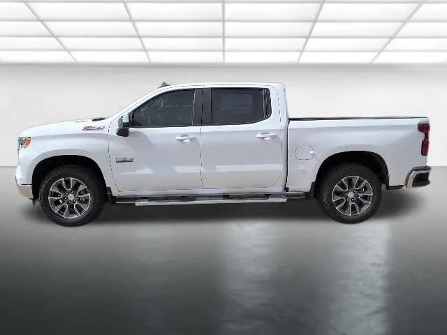 2026 Chevrolet Silverado 1500 4WD Crew Cab Standard Bed LT
