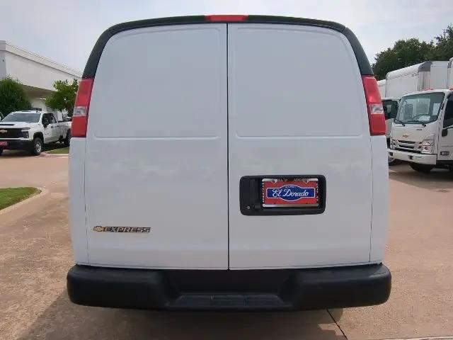 2025 Chevrolet Express Cargo Van RWD 2500 Regular Wheelbase WT