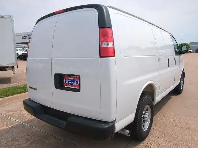 2025 Chevrolet Express Cargo Van RWD 2500 Regular Wheelbase WT