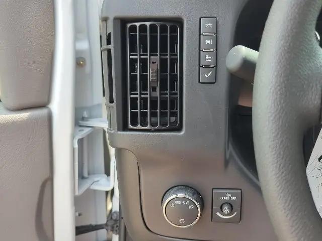 2025 Chevrolet Express Cargo Van RWD 2500 Regular Wheelbase WT