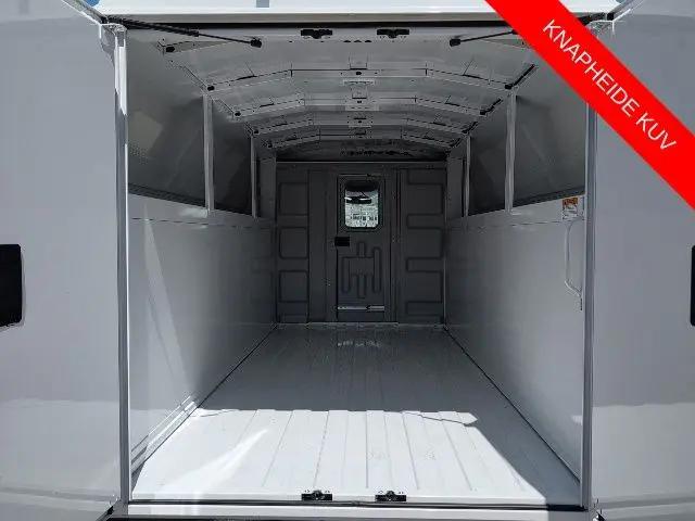 2026 Chevrolet Express Cutaway Work Van