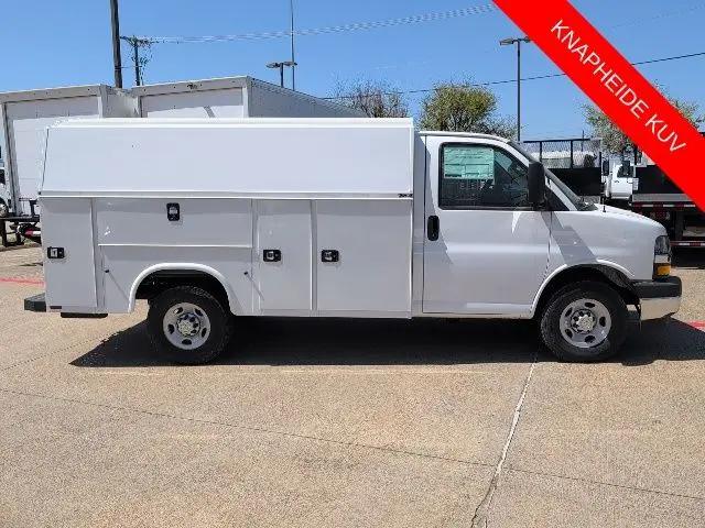 2026 Chevrolet Express Cutaway Work Van