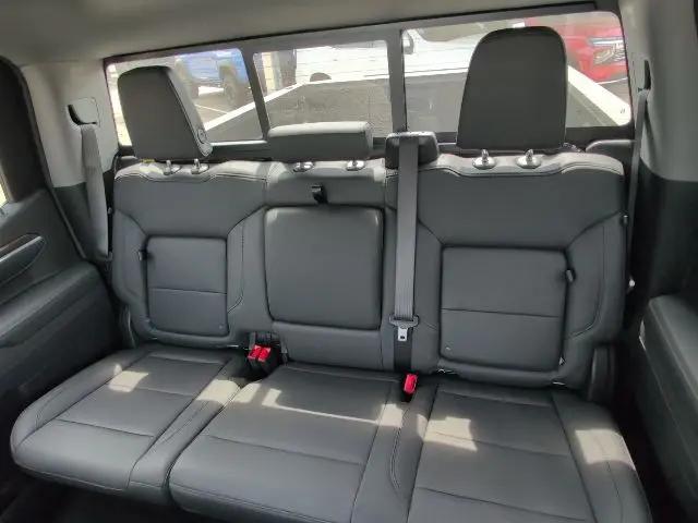 2026 Chevrolet Silverado 1500 4WD Crew Cab Standard Bed LT