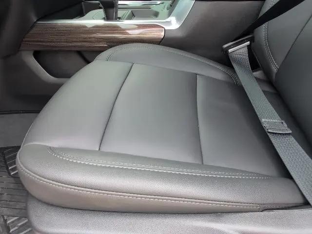 2026 Chevrolet Silverado 1500 4WD Crew Cab Standard Bed LT