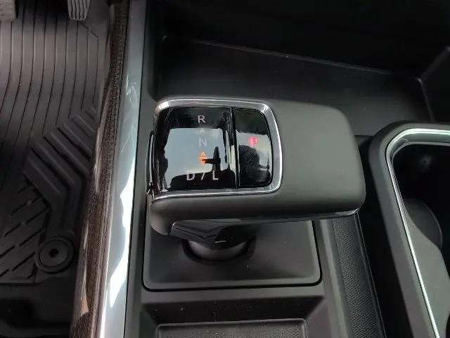 2026 Chevrolet Silverado 1500 4WD Crew Cab Standard Bed LT