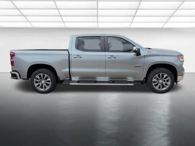 2026 Chevrolet Silverado 1500 4WD Crew Cab Standard Bed LT