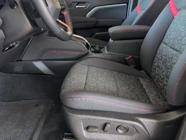 2025 Chevrolet Colorado 4WD Z71