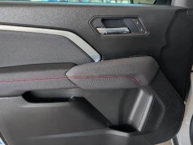 2025 Chevrolet Colorado 4WD Z71