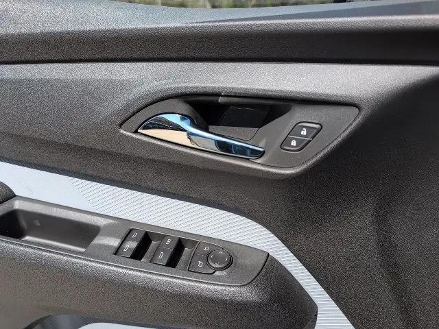 2027 Chevrolet Bolt LT FWD