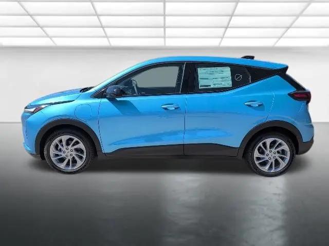 2027 Chevrolet Bolt LT FWD