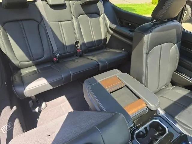 2025 Jeep Grand Wagoneer 4x4