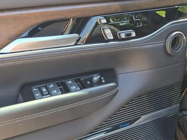 2025 Jeep Grand Wagoneer 4x4