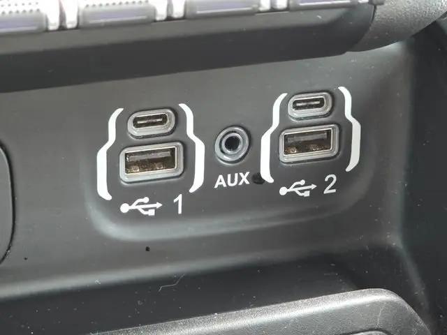 2019 Ram 1500 Big Horn/Lone Star Crew Cab 4x4 5'7" Box