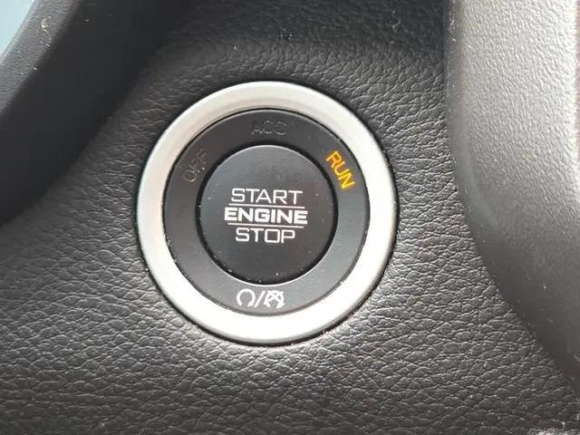 2019 Ram 1500 Big Horn/Lone Star Crew Cab 4x4 5'7" Box