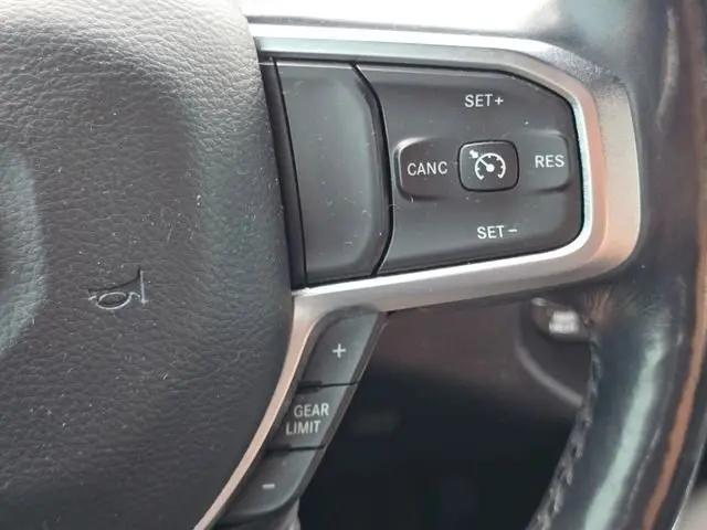 2019 Ram 1500 Big Horn/Lone Star Crew Cab 4x4 5'7" Box