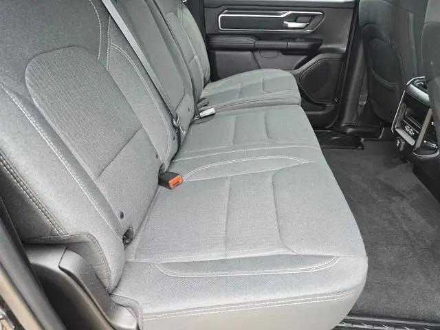 2019 Ram 1500 Big Horn/Lone Star Crew Cab 4x4 5'7" Box
