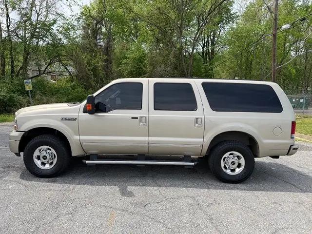 2005 Ford Excursion Limited