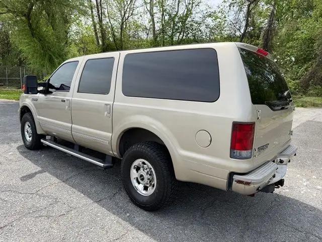 2005 Ford Excursion Limited