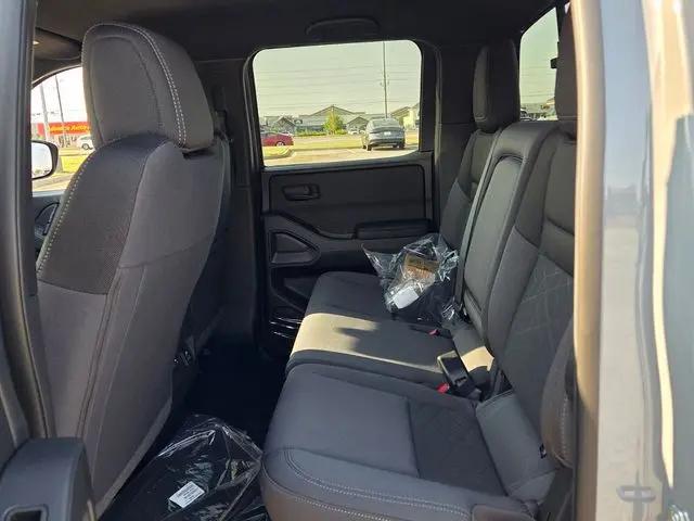 2026 Nissan Frontier Crew Cab SV 4x2