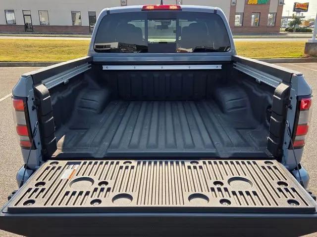 2026 Nissan Frontier Crew Cab SV 4x2