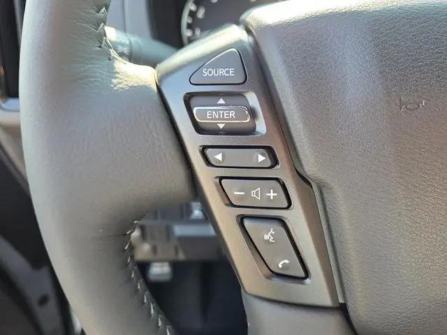 2026 Nissan Frontier Crew Cab SV 4x2