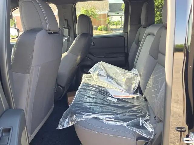 2026 Nissan Frontier Crew Cab SV 4x2