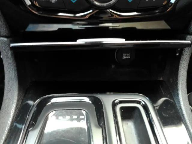 2022 Chrysler 300 S