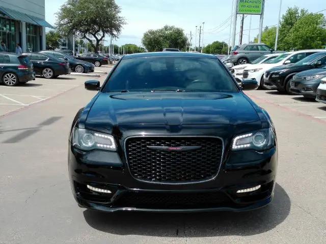 2022 Chrysler 300 S