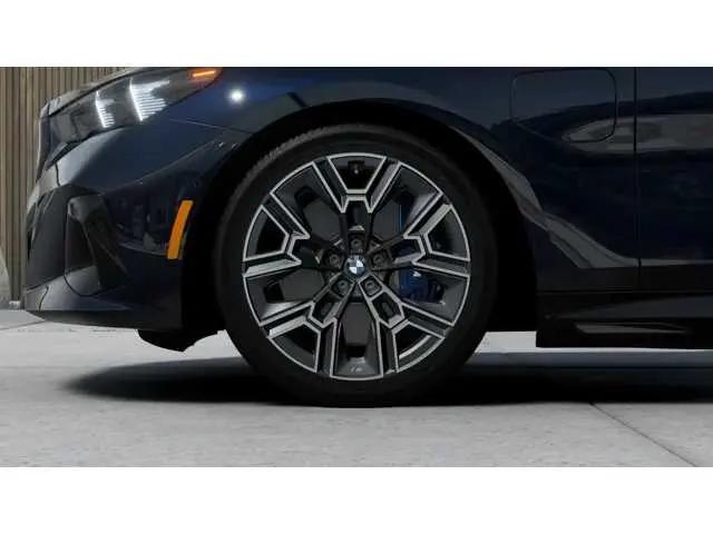 2027 BMW 5 Series 550e xDrive