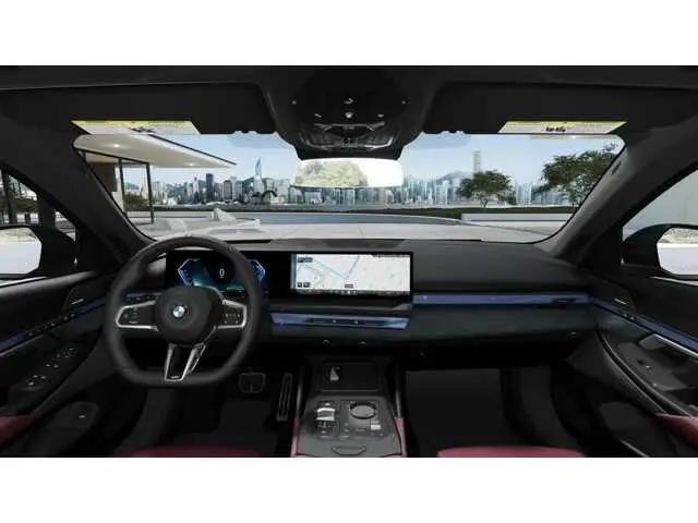 2027 BMW 5 Series 550e xDrive