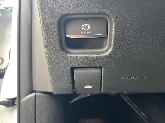 2025 Jeep Grand Cherokee Laredo 4x4