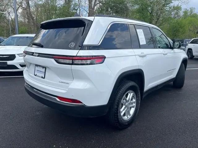 2025 Jeep Grand Cherokee Laredo 4x4