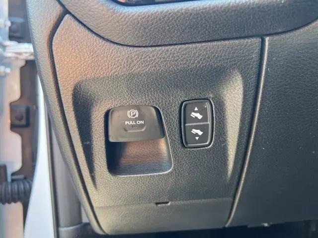 2025 Ram 1500 Big Horn Crew Cab 4x4 6'4" Box