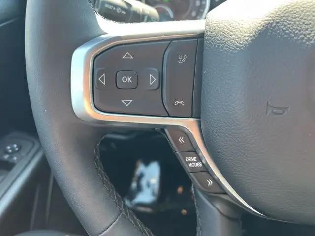 2025 Ram 1500 Big Horn Crew Cab 4x4 6'4" Box