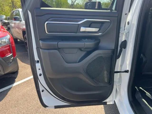 2025 Ram 1500 Big Horn Crew Cab 4x4 6'4" Box