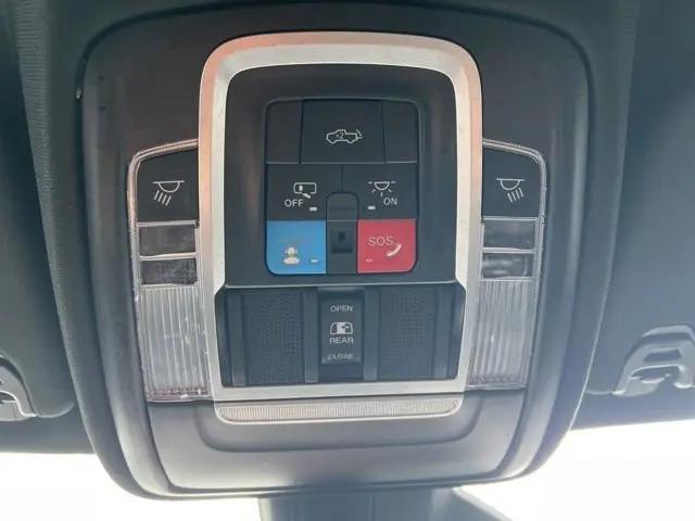 2025 Ram 1500 Big Horn Crew Cab 4x4 6'4" Box