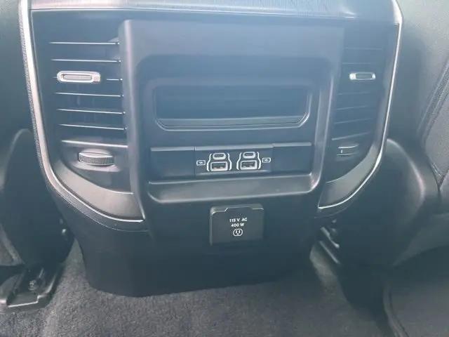 2025 Ram 1500 Big Horn Crew Cab 4x4 6'4" Box