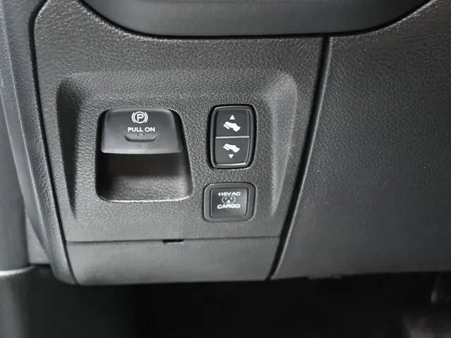 2022 Ram 1500 Limited Longhorn Crew Cab 4x4 5'7" Box
