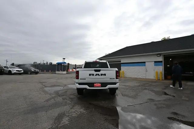 2026 Ram 1500 Big Horn Crew Cab 4x4 57 Box